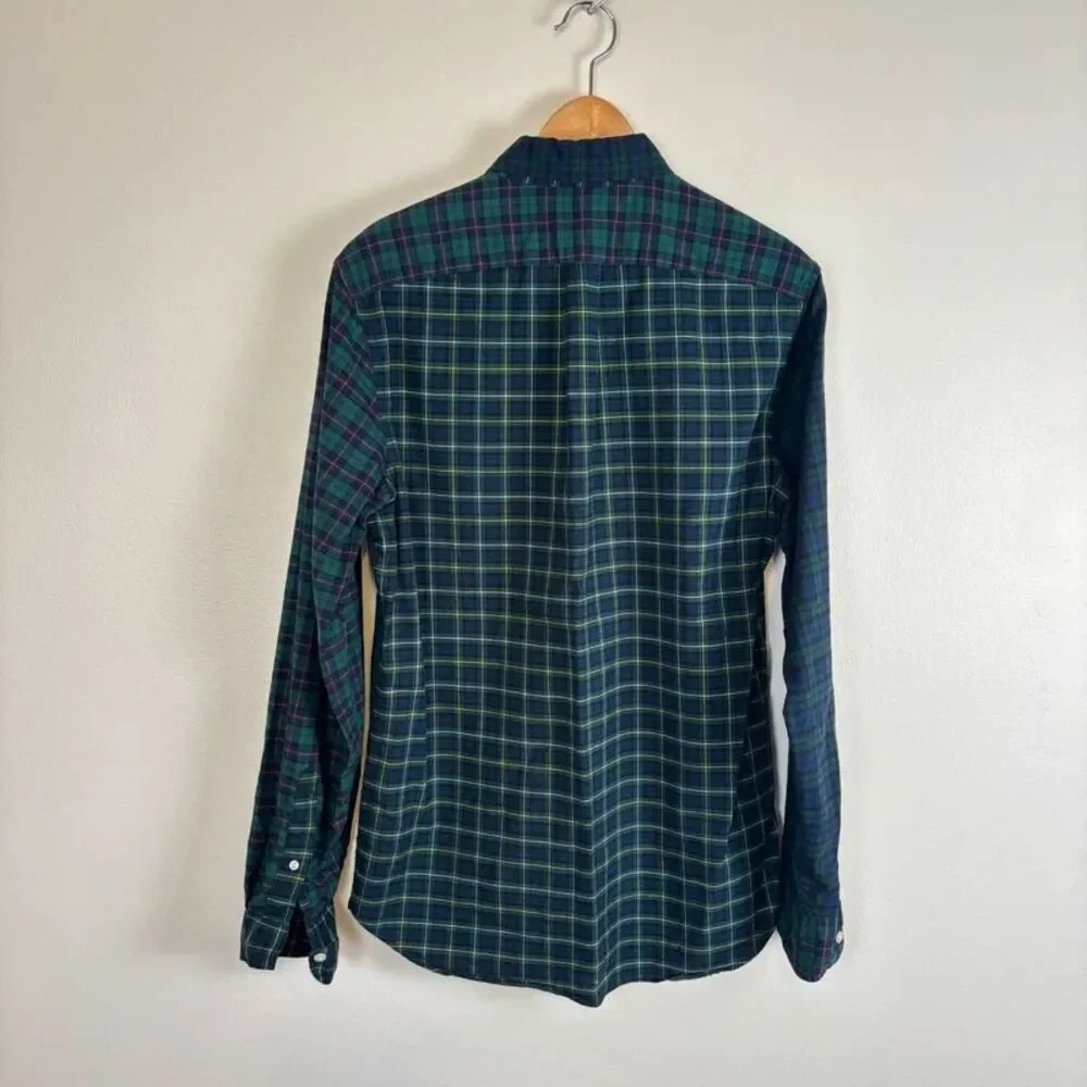 J Crew Broken-In Oxford Plaid Shirt Men’s Small Blue Green Button Down BD642
